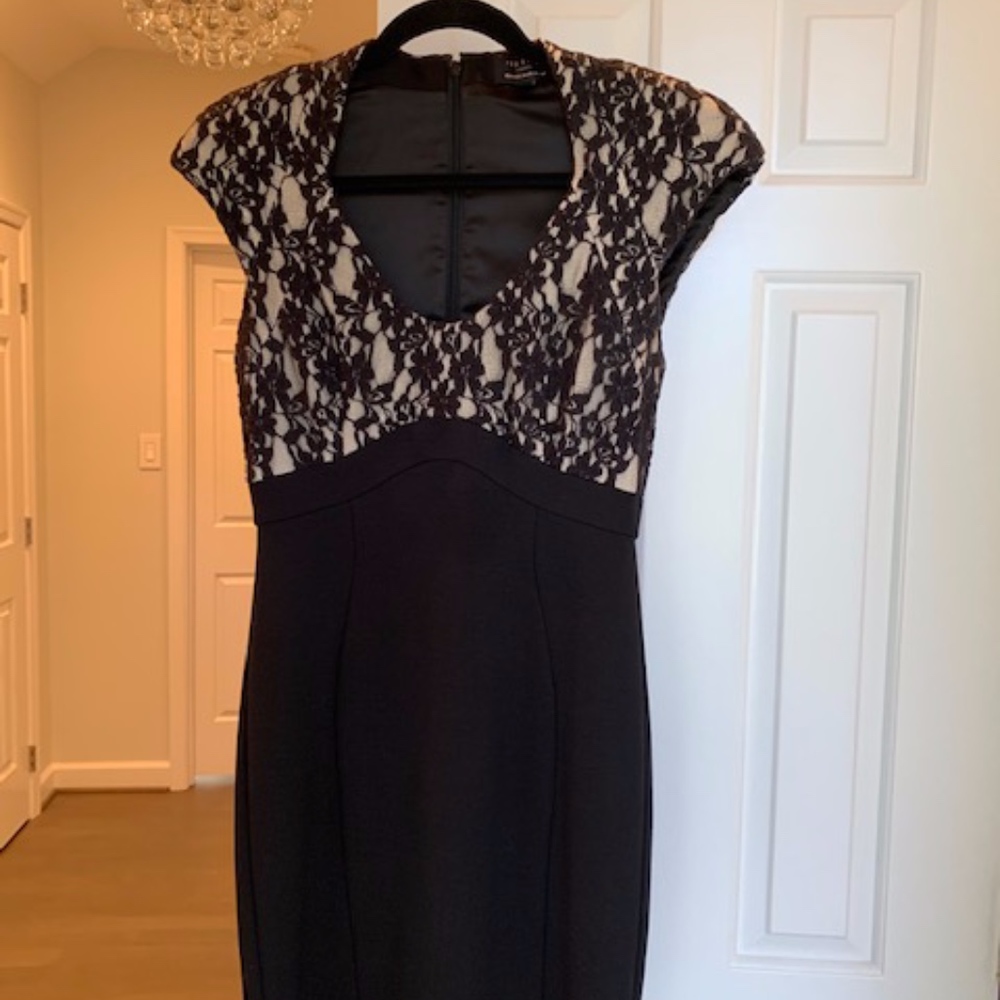 NWOT Ted Baker Black Lace Briony Bodycon Dress